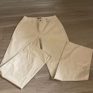 Eddie Bauer cotton blend women’s khaki straight leg pants size 10